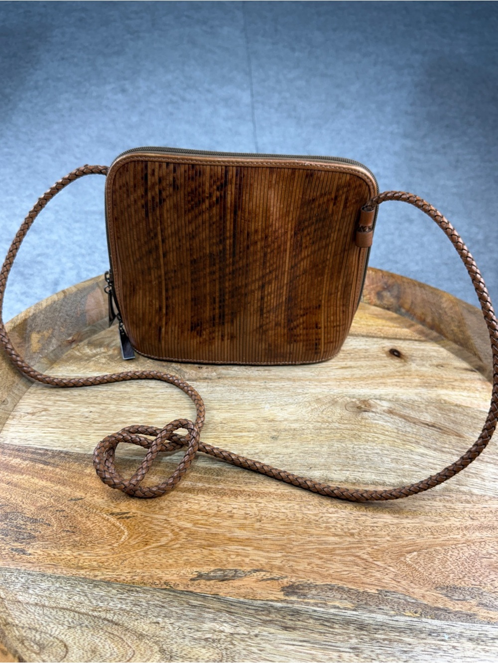 CeeKlein Crossbody Bag Brown Wood Look | ’70s Mood | Lollie Closet